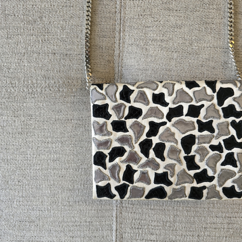 Valentino Garavani Vintage Night Leather Patched and Suede Purse / Clutch - Picture 2 of 11